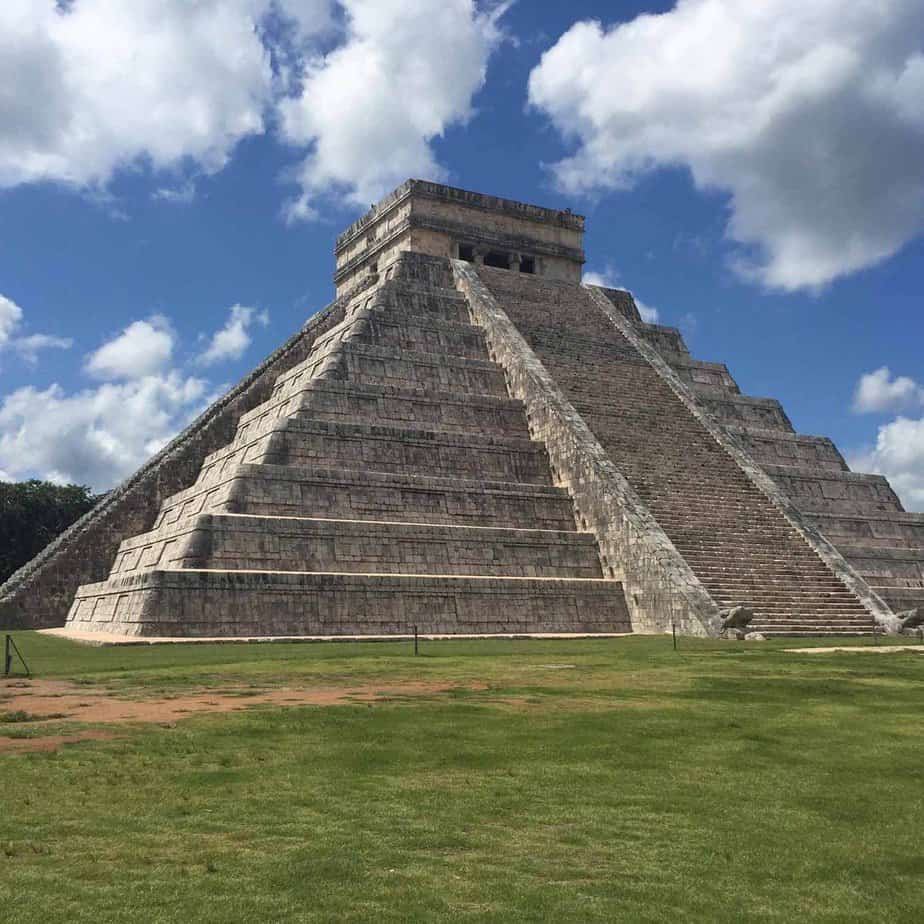 Extended-care-trip---pyramid-in-mexico.