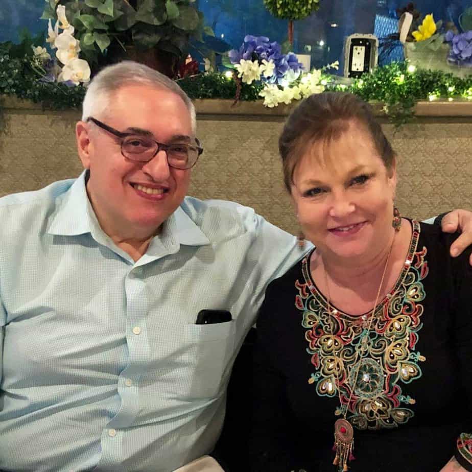 Couple posing together at Mountainside Treatment Center Alumni Dinner and Roundtable April 2019