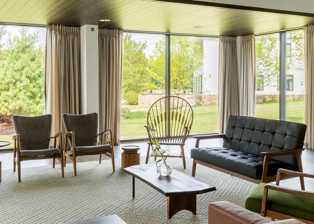 Day Room at Mountainside Addiction Treatment Center in Canaan, CT