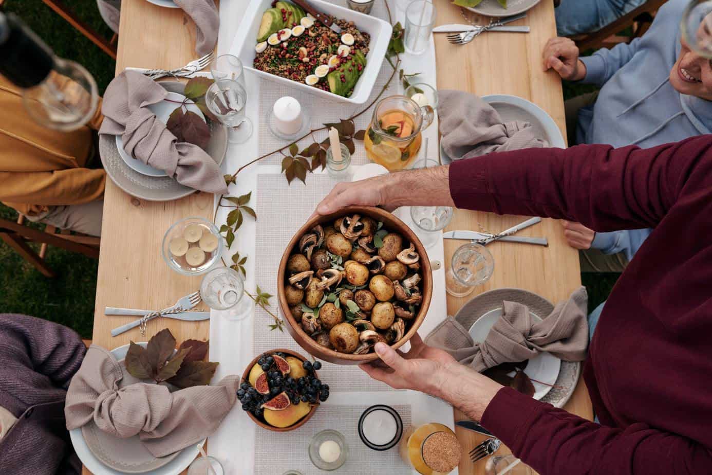 birds-eye image of a family's thanksgiving holiday meal